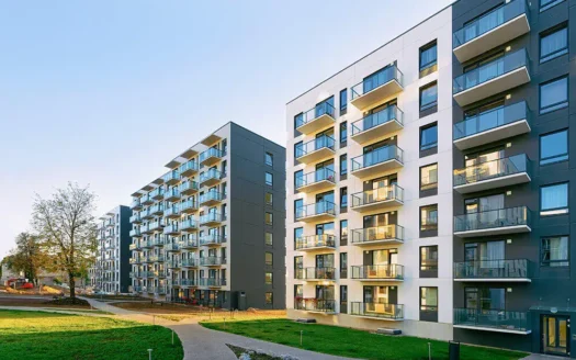 Fantástico Apartamento T1 em Condomínio com Terraço